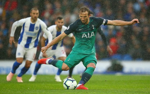 Harry Kane penalty for Spurs against Brighton