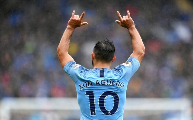 Manchester City brush aside Cardiff with incredible first half showing