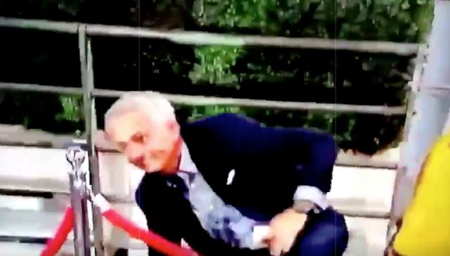 Video: Jose Mourinho embarrassed himself with funny tumble