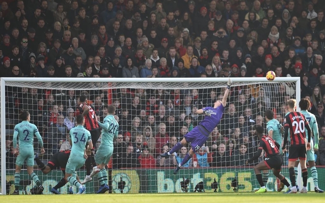 Leno magnificent save for Arsenal vs Bournemouth