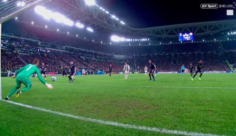 de gea save juventus