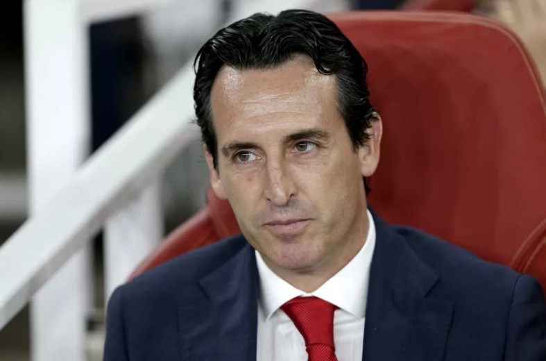 unai emery arsenal emirates stadium