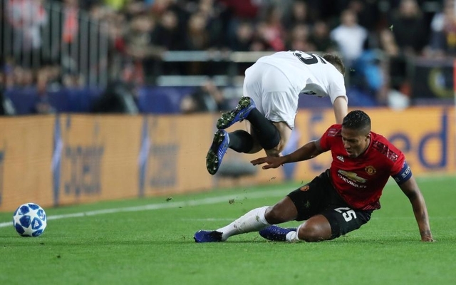 Antonio Valencia uploads picture of gruelling scar from United vs Valencia clash