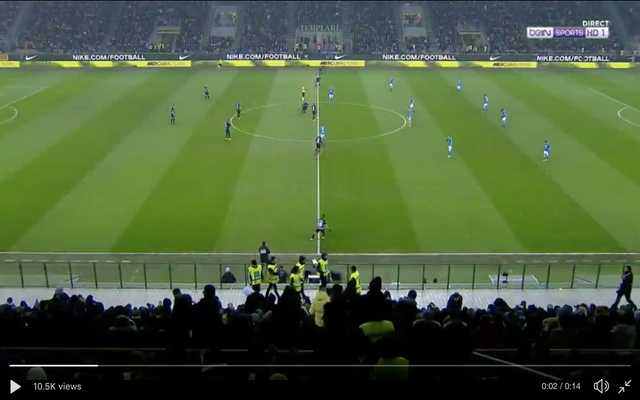 Mauro-Icardi-hits-bar-straight-from-kick-off-during-Inter-Milan-vs-Napoli