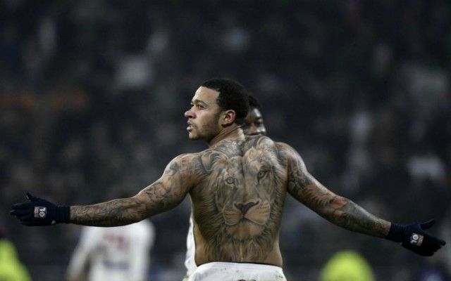 Memphis Depay, Manchester United player, with the coolest tattoo