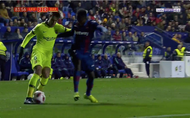 Video-Arsenal-target-Denis-Suarezs-brilliant-run-for-Barcelona