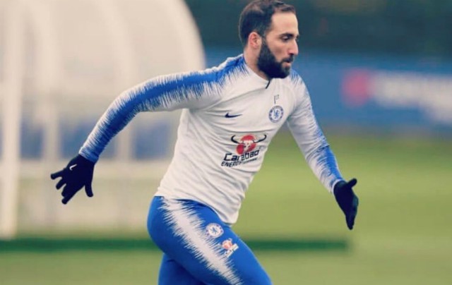 higuain chelsea training