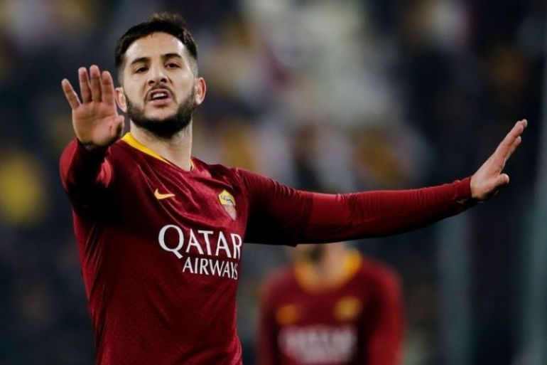 Kostas-Manolas-in-action-for-Roma