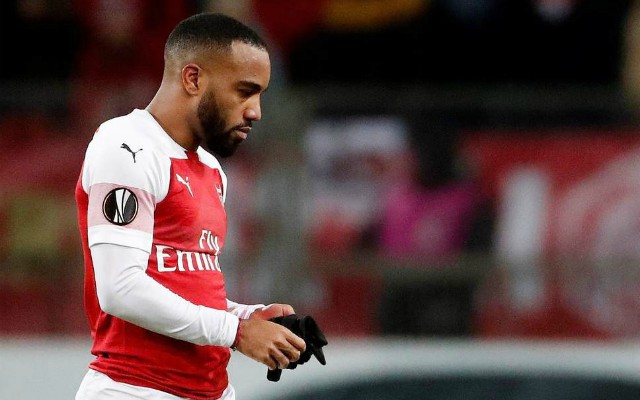lacazette arsenal red card