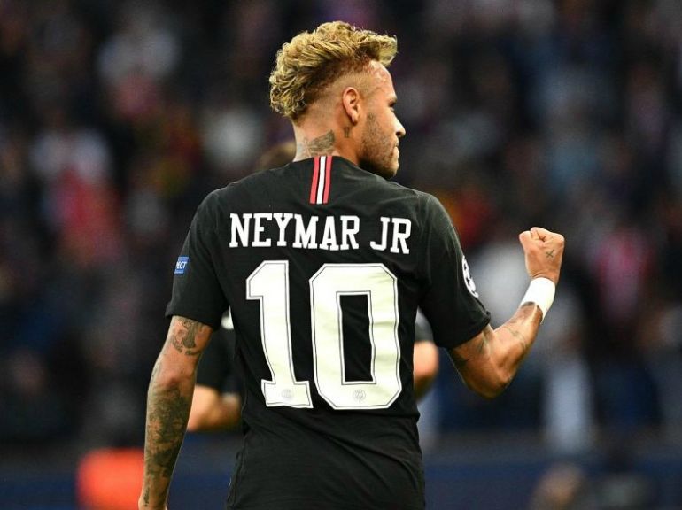 Neymar Manchester United transfer bid lined up