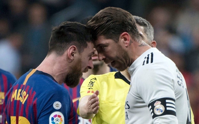 Ramos-and-Messi-fight-after-Ramos-elbow