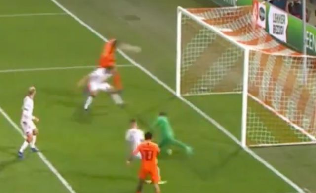 Van-Dijk-goal-Netherlands-Belarus