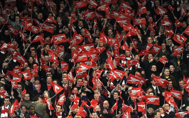 Arsenal fan in Tottenham trousers vs Man United