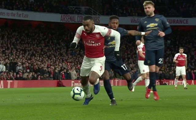 lacazette-fred-penalty
