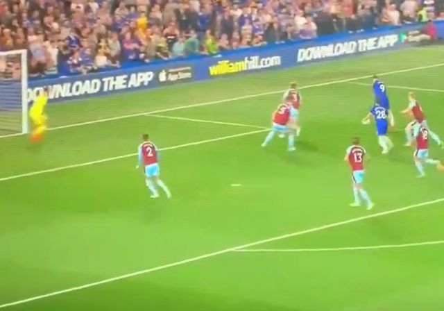 Video: Kante and Higuain goals Chelsea vs Burnley