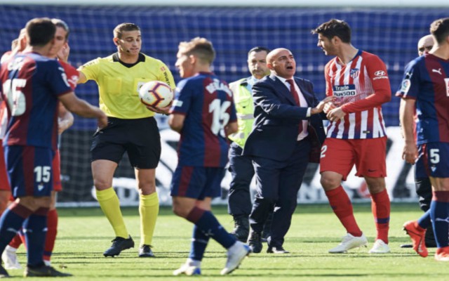 Morata-referee