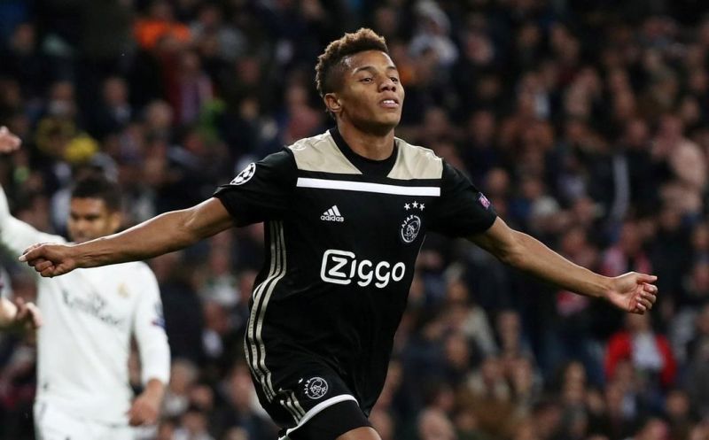 Neres-celebrating-for-Ajax-after-goal-vs-Real-Madrid