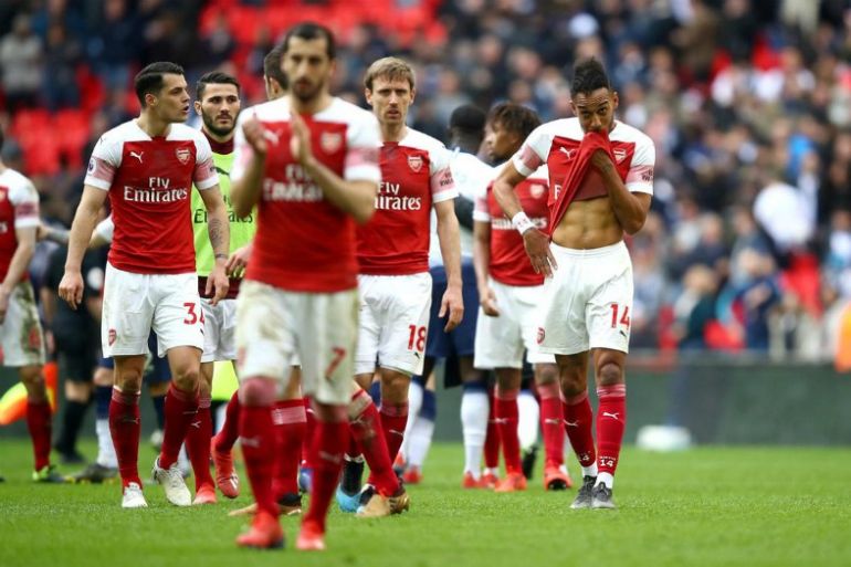 dejected-arsenal-players