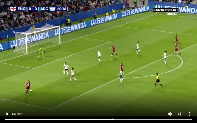 Jodie-Taylor-scores-for-England-vs-Argentina