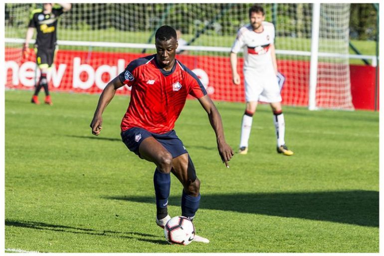 Jean-Pierre-Longonda-in-action-for-Lille