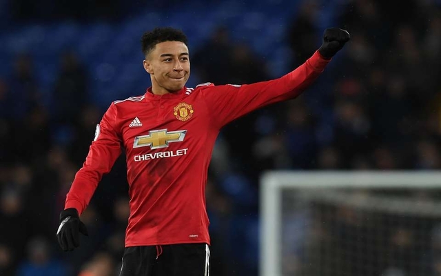 Lingard-shows-support-to-teammate