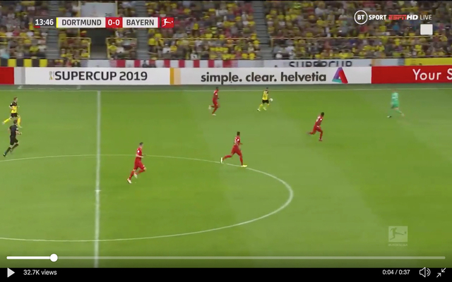 Video-Neuer-charges-off-his-line-for-Bayern-vs-Dortmund