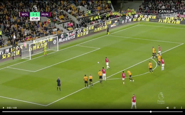 Video-Pogba-misses-penalty-vs-Wolves