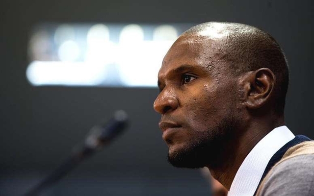 Abidal-in-press-conference-for-Barcelona