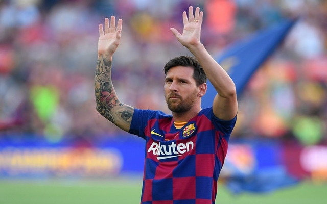 Messi-hails-Barcelona-fans-and-teammates