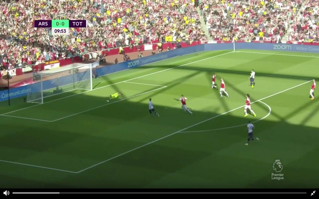 Video-Eriksen-scores-for-Tottenham-vs-Arsenal