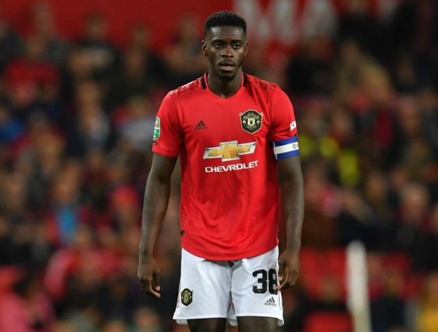 Villa look to land Tuanzebe on permanent deal from Man United