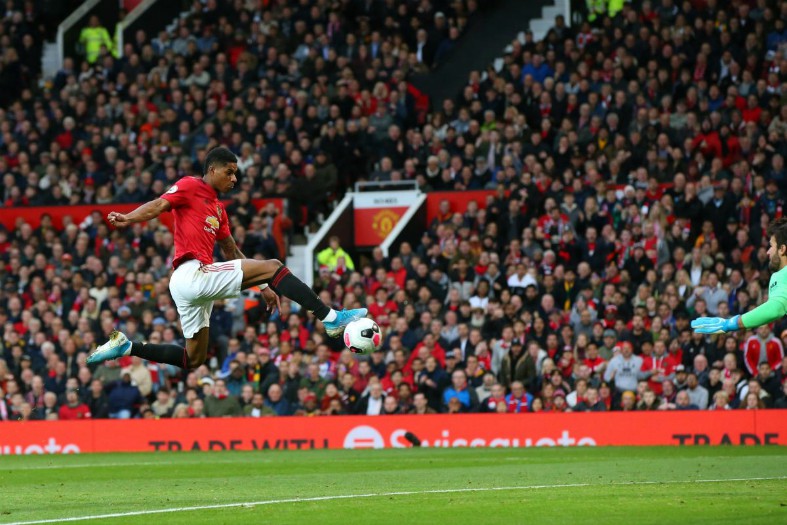 marcus rashford scores for man utd vs liverpool