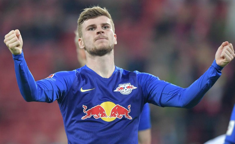 timo werner celebrates a goal