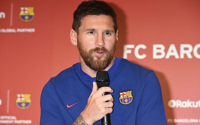 Messi talks to press