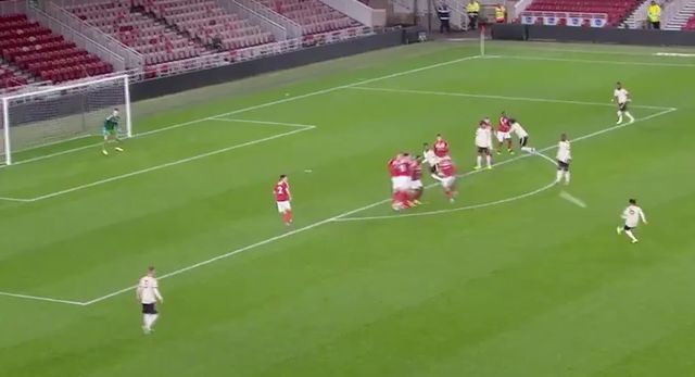 Puigmal-Man-Utd-U23s-free-kick