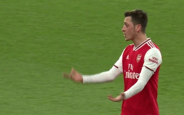 Ozil-angry-reaction-after-Brighton-defeat