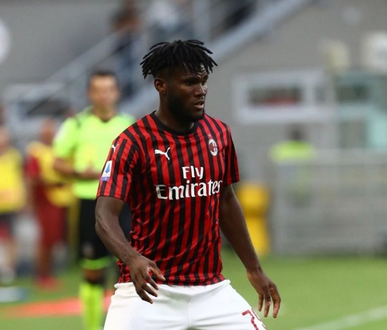 Kessie-in-action-for-AC-Milan