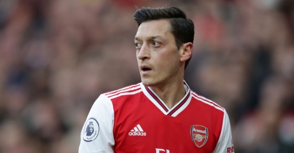 mesut-ozil