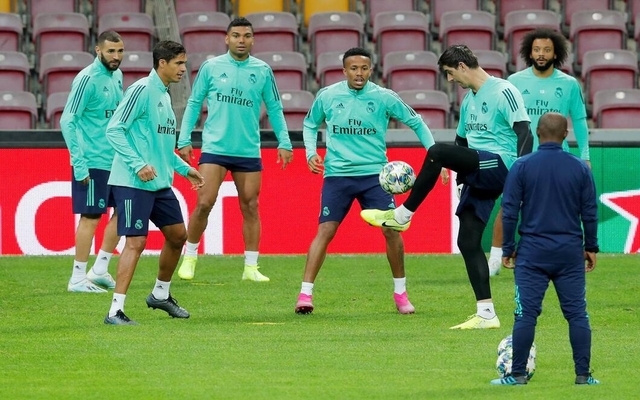 Real-Madrid-players-training.-Militao-Marcelo-and-Courtois