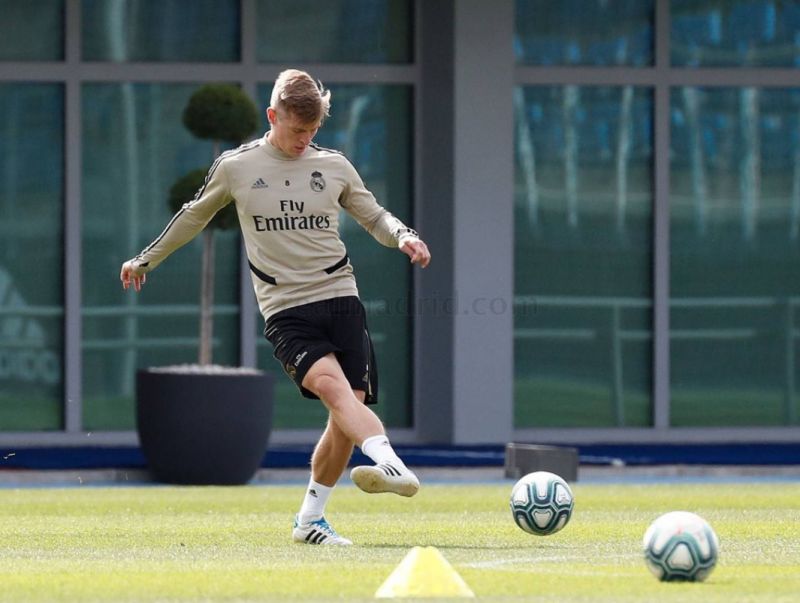 kroos-training