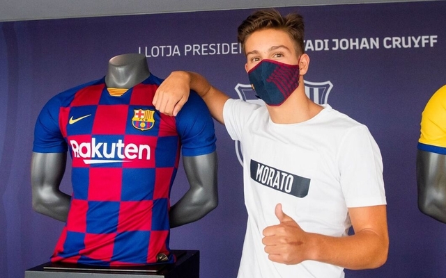 Luzzi signs for Barcelona
