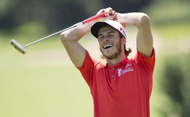 Gareth Bale playing golf with Tottenham chief Daniel Levy