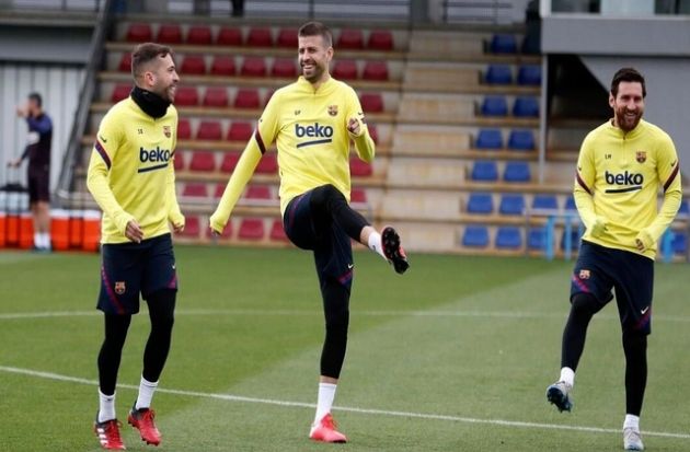 Alba, Pique and Messi in Barcelona training