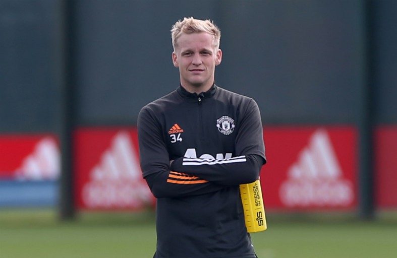 utd training van de beek