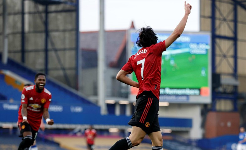 cavani celebration vs everton