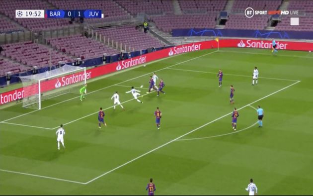 Video - McKennie goal for Juventus vs Barcelona