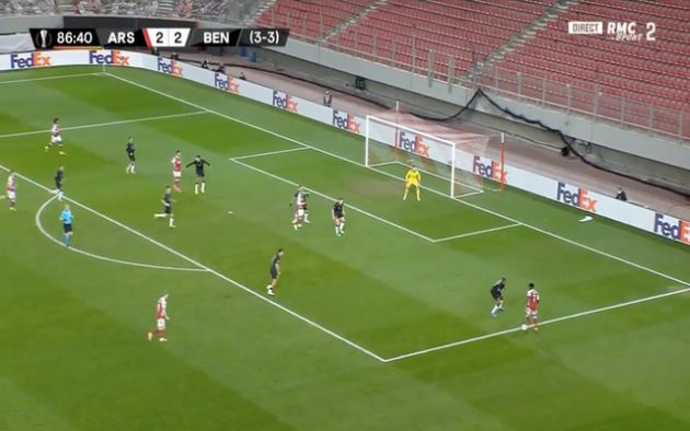 Video - Aubameyang scores late goal for Arsenal vs Benfica