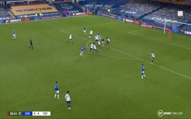 Video - Bernard scores for Everton against Spurs