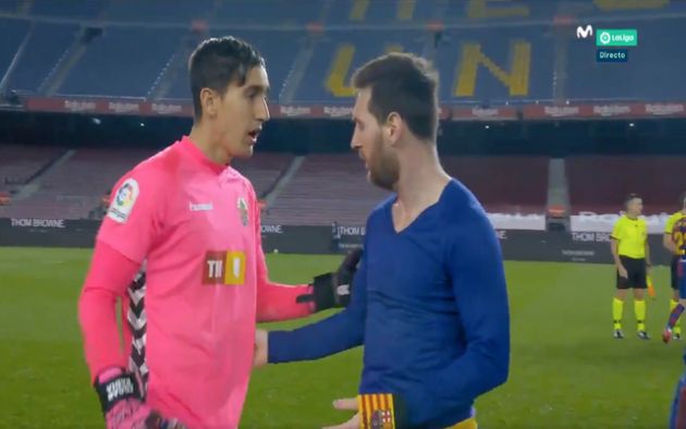 Video - Elche keeper Badia shocked Messi wants shirt in swap