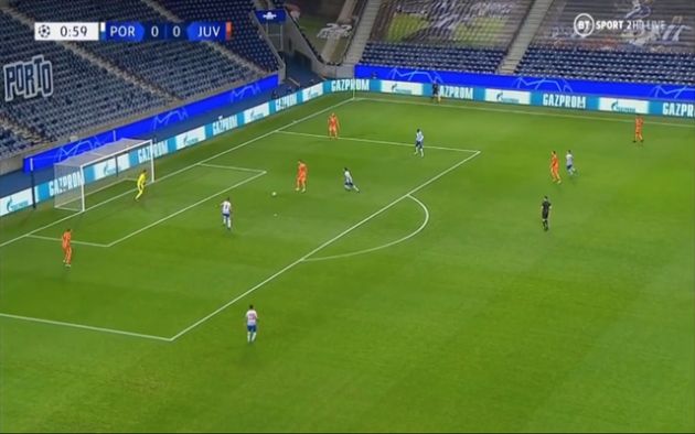 Video - Porto score early against Juventus after Bentancur back pass